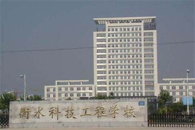 哪個學(xué)校初中畢業(yè)生可以學(xué)習(xí)獸醫(yī)專業(yè)？