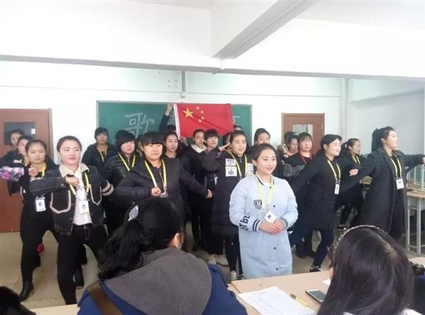 秦皇島學(xué)習(xí)電子商務(wù)專業(yè)可以選擇哪所學(xué)校？