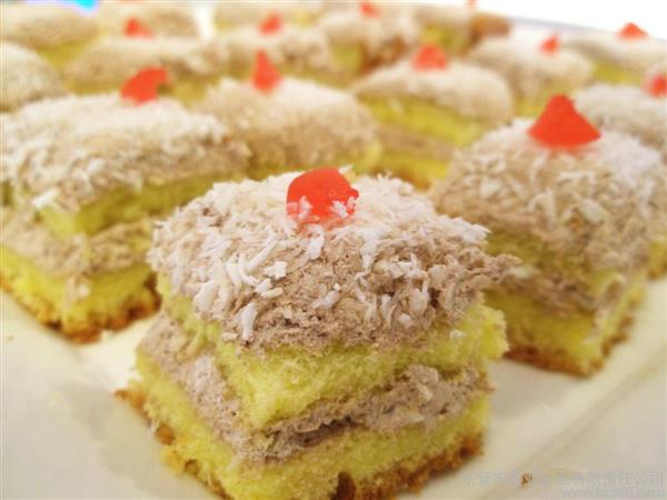 中西糕點(diǎn)無所不能，就在邢臺(tái)荔枝村烘焙專修學(xué)校！